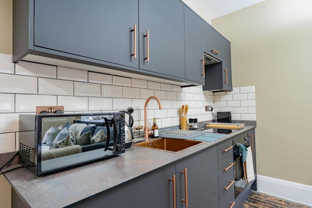 Stunning Boutique Flat In Central Location - Beatrice باث المظهر الخارجي الصورة