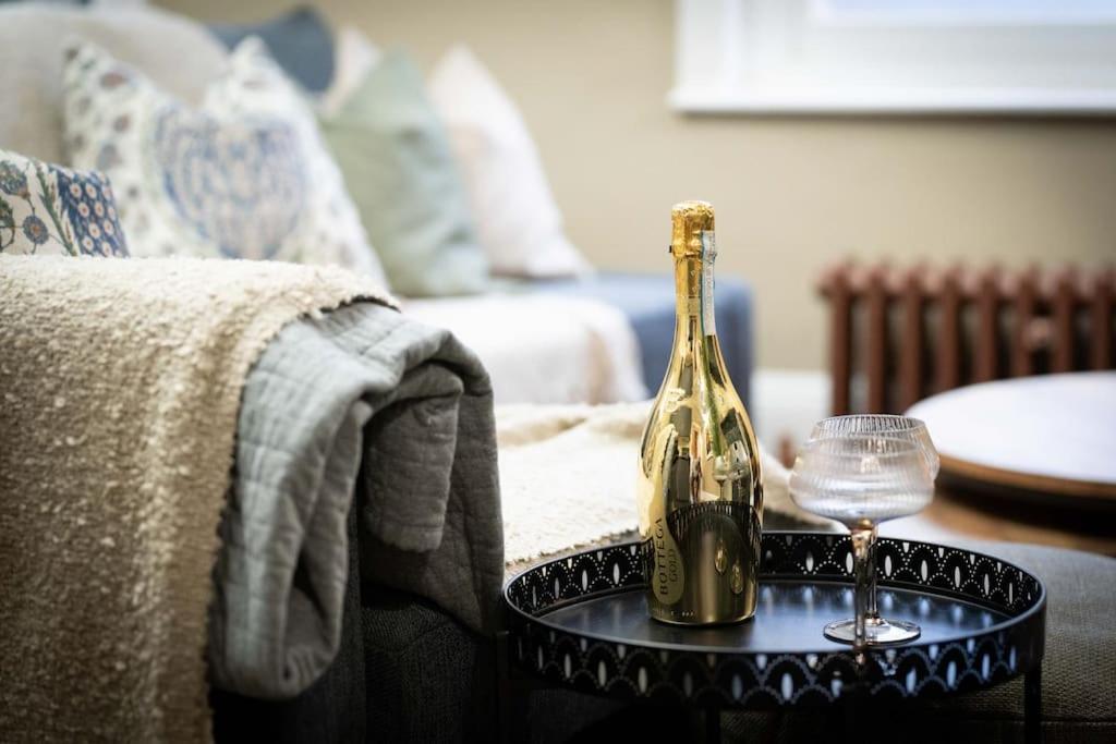 Stunning Boutique Flat In Central Location - Beatrice باث المظهر الخارجي الصورة