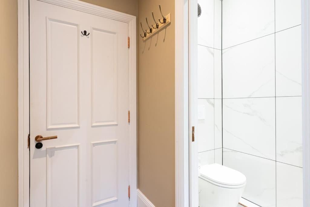 Stunning Boutique Flat In Central Location - Beatrice باث المظهر الخارجي الصورة